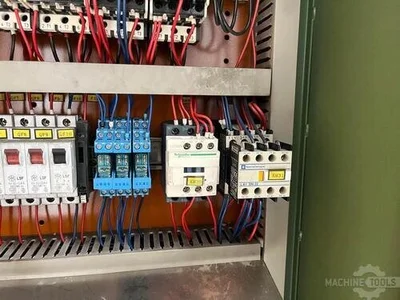 USED 1994 MAS VO50