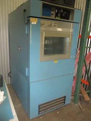 USED CINCINNATI SUB-ZERO Z-16-2-2