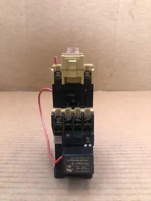 Allen-Bradley 700-F220A1 Series B Control Relay 10A 660V w/ 196-FTB Ser. B Timer