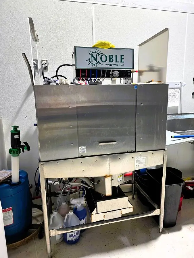 USED NOBLE WAREWASHING WAREFORCE II
