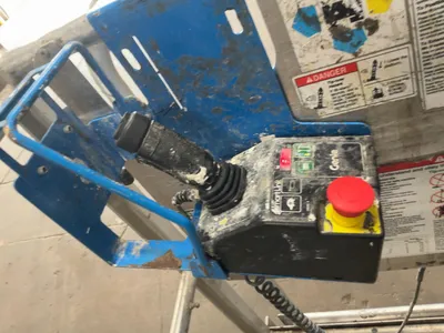 Used 2017 GENIE GR-20 RUNABOUT Vertical Mast Lifts Michigan US | Miedema Asset Management Group #1304730