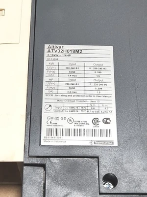 USED Schneider Electric ATV32H018M2