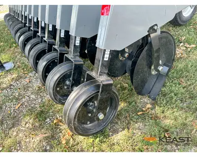 Used HINIKER _UNKNOWN_ Seeders Iowa US | Keast Enterprises #1360324