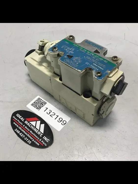 Used VICKERS DG4V-3S-3C-M-FW-D7-H5-60 Valves/Fittings Michigan US | Ideal Machinery #871316