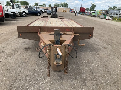 USED 2016 INTERSTATE TRAILER