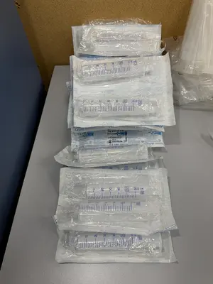 Used _UNKNOWN_ _UNKNOWN_ Supplies and Labware Rhode Island US | Federal Equipment Company #1347656