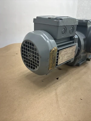 NEW SEW-EURODRIVE SA57/T. DR63L4