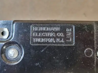 New | in-Stock KOMATSU SM2467 Circuit Breakers British Columbia CA | Lenmark #367250