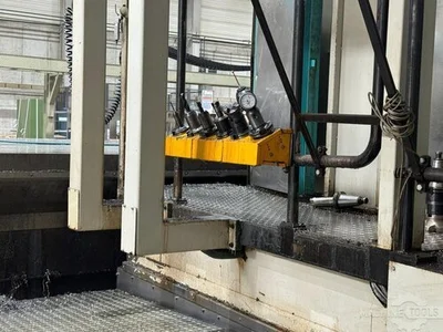 USED 2000 ANAYAK HVM 11000