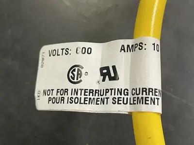 NEW CROUSE-HINDS 5000110-8