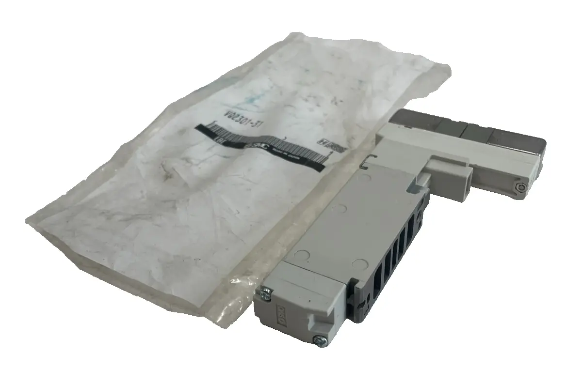 NEW SMC VQ2301-31 VALVE 4 WAY 3 POSTION VQ230131