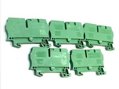USED WEIDMÜLLER PE EARTH TERMINAL BLOCK 6MM² DIN RAIL GREEN/YELLOW 1608670000