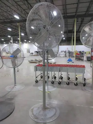 TPI FREE STANDING PEDESTAL FAN