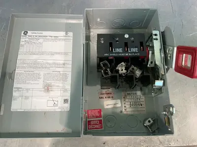 New | in-Stock GENERAL ELECTRIC THN3221 Disconnects Ohio US | HGR 24 #1278480