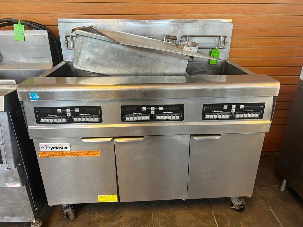 Frymaster FPPH355 Natural Gas 150 lb. 3 Unit High-Efficiency Gas Floor Fryer System with CM3.5 Controls - 240,000 BTUFrymaster FPPH355 Natural Gas 150 lb. 3 Unit High-Efficiency Gas Floor Fryer System with CM3.5 Controls - 240,000 BTU
