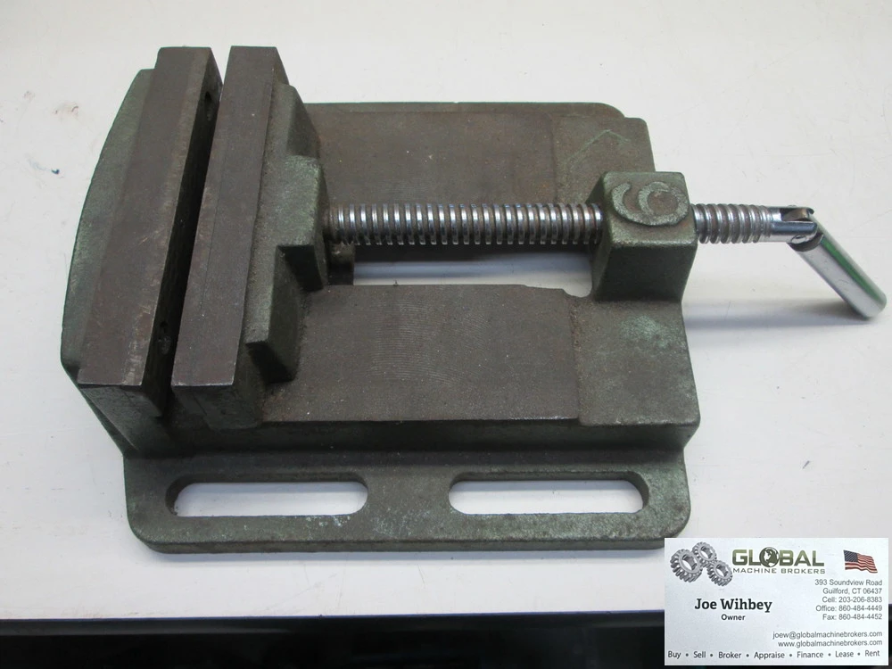 Machine Cast Iron Vise 4.5" Max Opening W/Dual 1/4" Removable Jaws