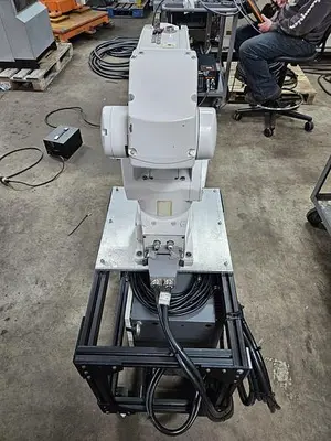 USED 2008 FANUC LR MATE 200IC/5F