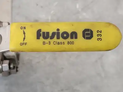 USED FUSION 332