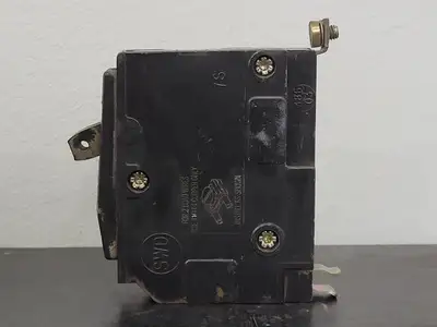 USED SQUARE D QOB115