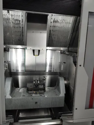 2005 HERMLE C30U Vertical Machining Centers | Machinery Resources International (4)