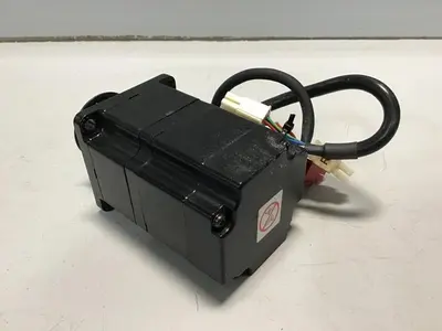USED YASKAWA SGMPH-01A1A-YR21