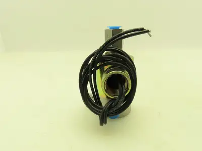 Honeywell Skinner V54LR1150 Solenoid Valve 3-Way NC 120V 150 PSI 1/8" NPT