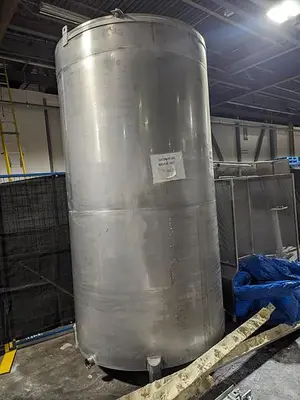 Heated Oil Holding Tank
