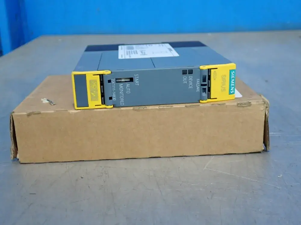 USED SIEMENS 3SK11111AB30