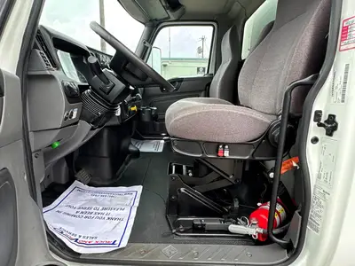 Used 2021 INTERNATIONAL MV607 Box trucks Florida US | Truck and Van Outlet #1509199