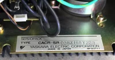 USED YASKAWA CACR-SR03SZ1SSY223