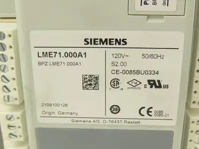 SCC LME71.111PKG Siemens Flame Safeguard Burner Control w Program Module 120VAC