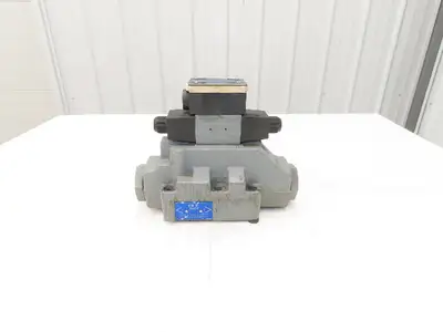 Continental Hydraulics Hydraulic Pilot Operated Directional Valve 120V 60Hz
