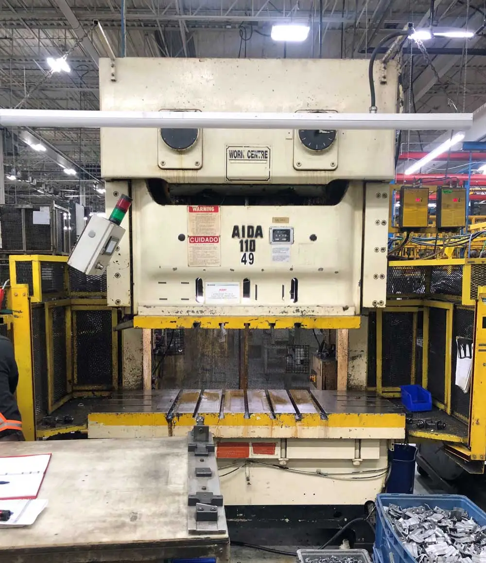 Pre-owned AIDA  GAPFRAME, DOUBLE CRANK PUNCH PRESS  121 TON capacity