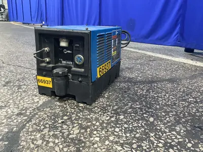 Used MILLER 043007 Welding Machinery (Other) Ohio US | HGR 24 #1453593