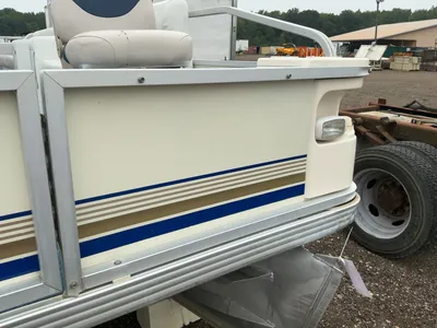 Used 2003 CREST 22/24 OB FAMILY DL Boats (Misc) Michigan US | Miedema Asset Management Group #1320433