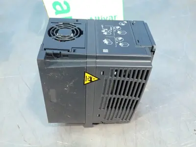 USED SCHNEIDER ELECTRIC ATV320U07S6C