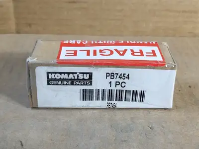NEW KOMATSU PB7454