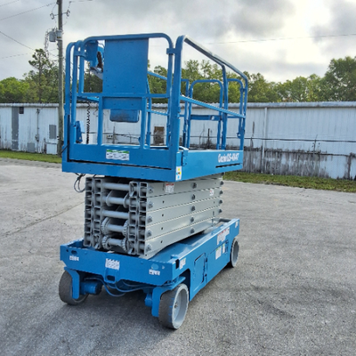 USED 2016 Genie GS-4047