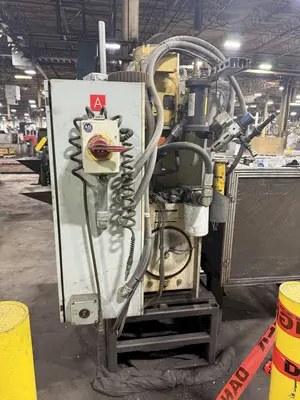 USED MULTIPRESS M5P-8