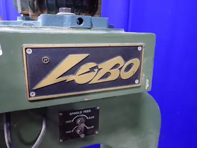 USED LOBO TR555