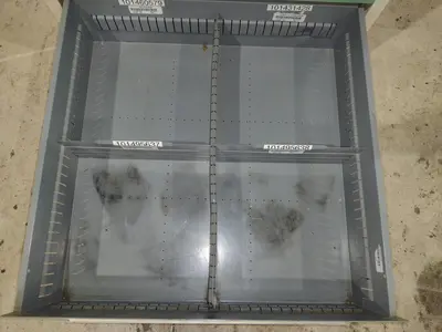 7 DRAWER VIDMAR INDUSTRIAL STORAGE CABINET 30" X 27.5" X 59": STOCK  #21502 (24 AVAILABLE)