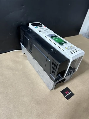USED Emerson Emerson Control Techniques Unidrive M700-054 00300