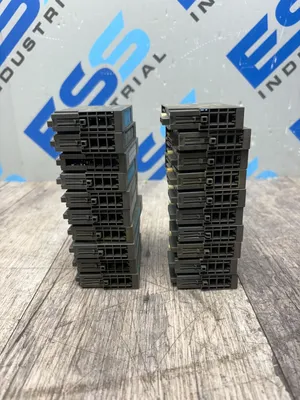 SIEMENS 6ES7 138-4CA01-0AA0 Electrical/PLC/Automation | ESS Industrial Equipment Sales (3)