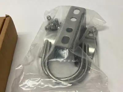 NEW SCHNEIDER MOUNTING BRACKET KIT AKM-D TYPE AND AKM-C TYPE