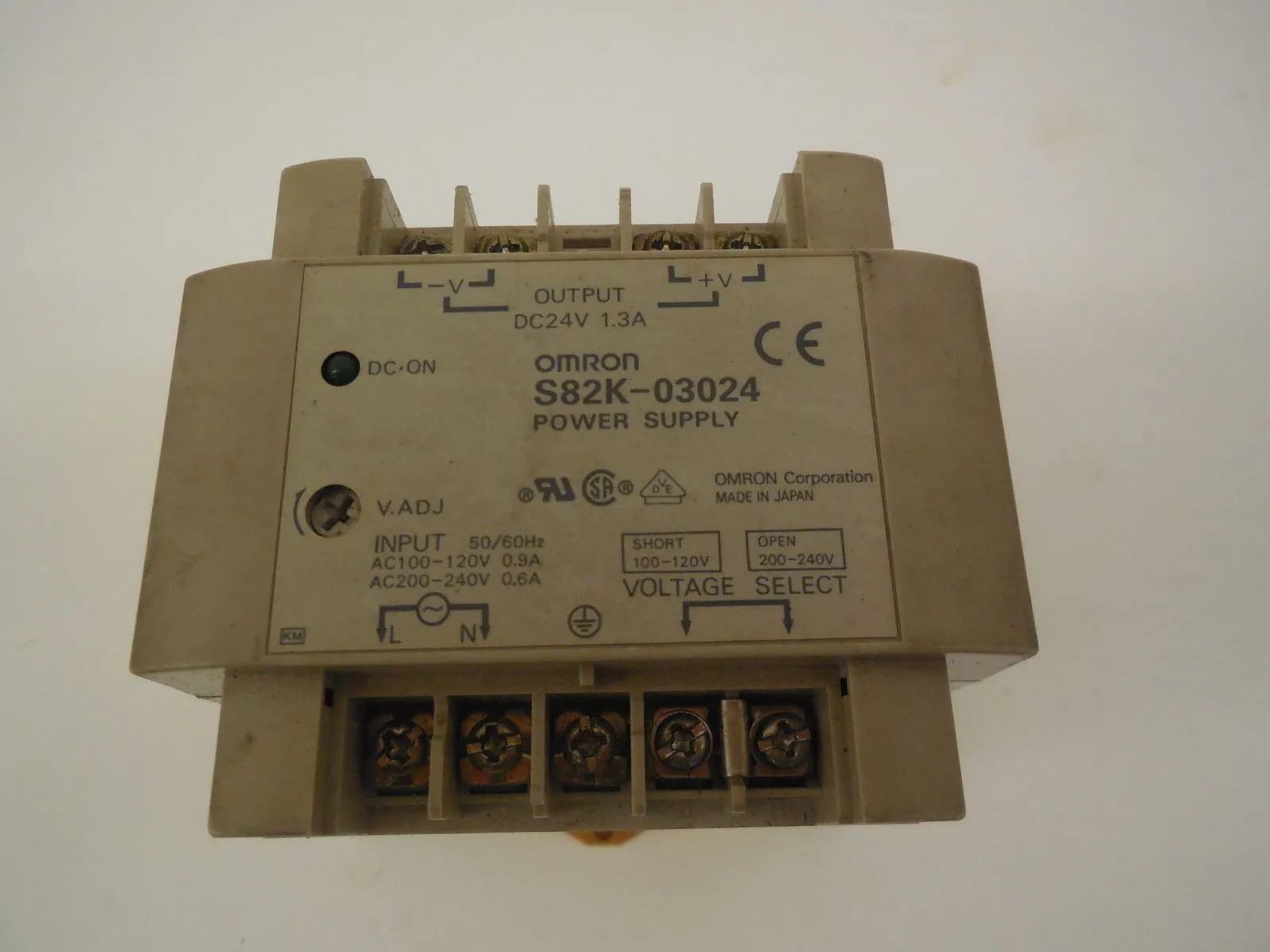 OMRON S82K-03024 POWER SUPPLY S82K03024
