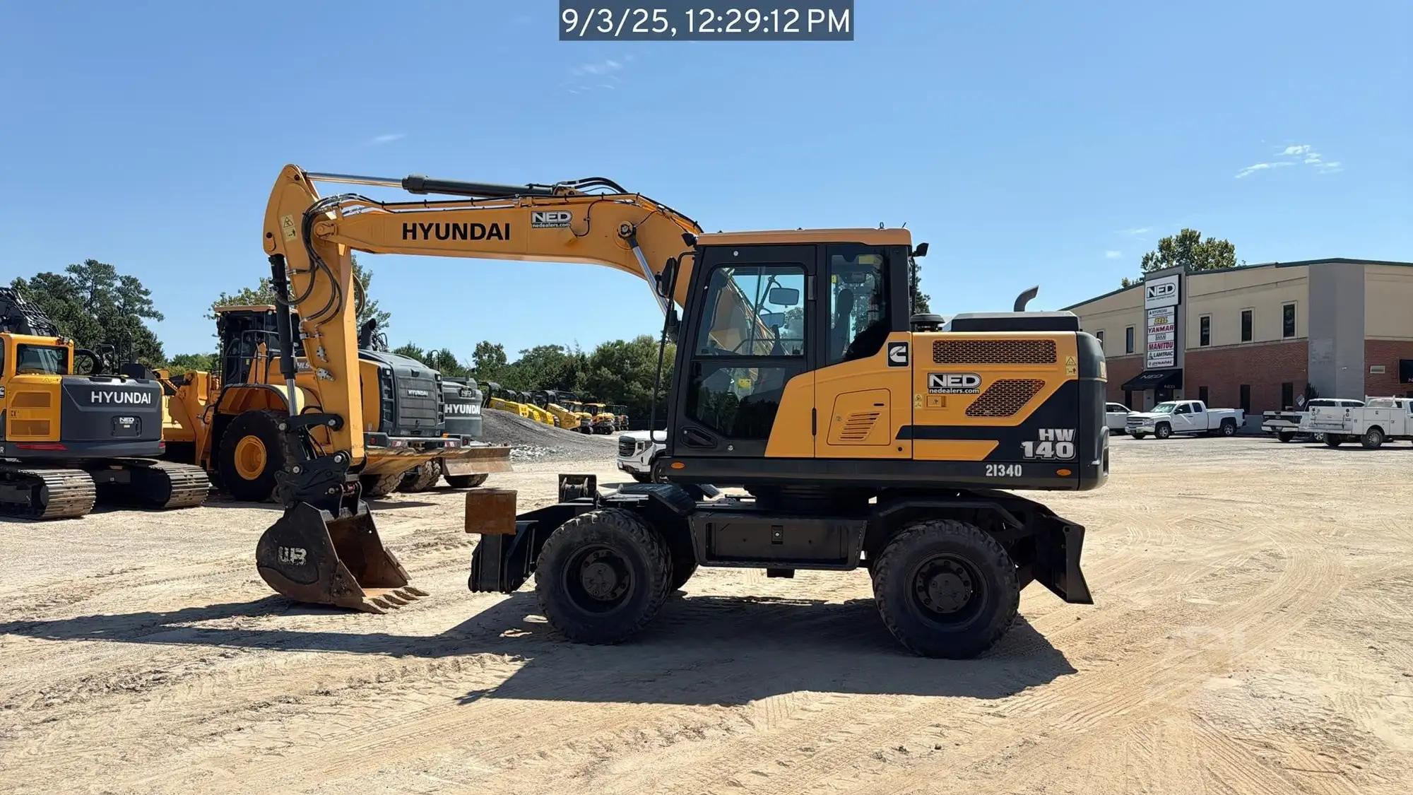 Used 2023 HYUNDAI HW140A Wheel Excavators North Carolina US | National Equipment Dealers #1422331