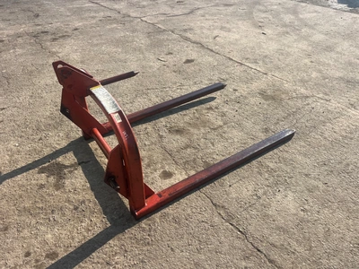 3 PT HITCH Bale Lift Hay Hauler | County Equipment Company LLC (7)