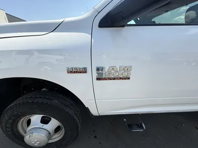 Used 2015 DODGE RAM 3500 TRADESMAN UTILITY BOX 4X4 Service & Utility Trucks Minnesota US | Carco Truck & Equipment #1513882