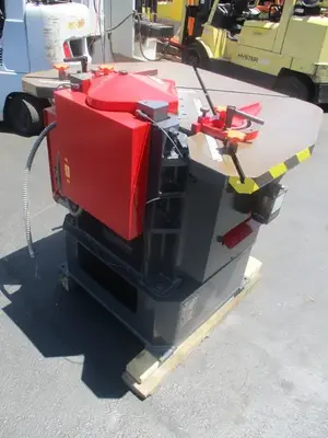 USED AMADA CS-220
