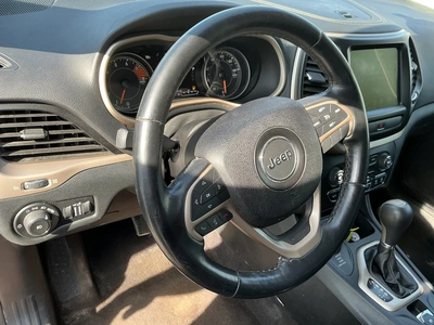 USED 2016 JEEP CHEROKEE